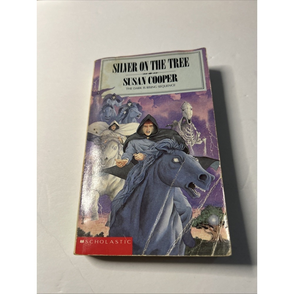 SILVER ON THE TREE BY SUSAN COOPER FROM THE DARK IS RISING SEQUENCE